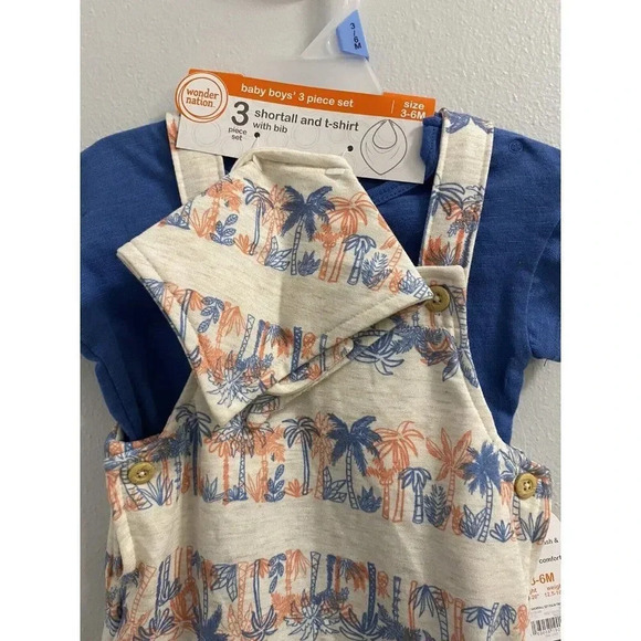 3 PIECE SHORTTALL. 1 TEE SHIRT. 1 SHORTALL. 1 BIB. SIZE 3-6 MONTHS - Picture 2 of 5